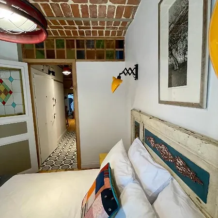 Renovated Building Classic Flats By Bttaco * Istambul