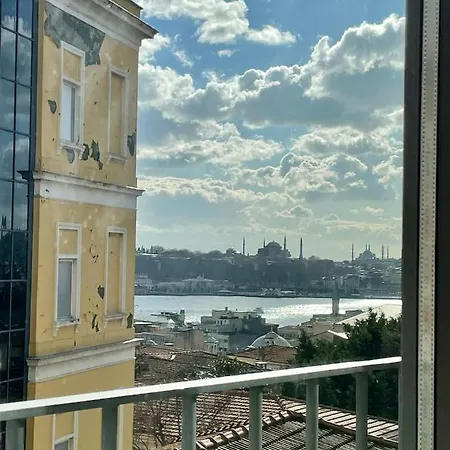 Renovated Building Classic Flats By Bttaco Aparthotel Istanbul