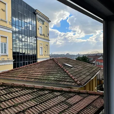 Renovated Building Classic Flats By Bttaco Aparthotel Istanbul